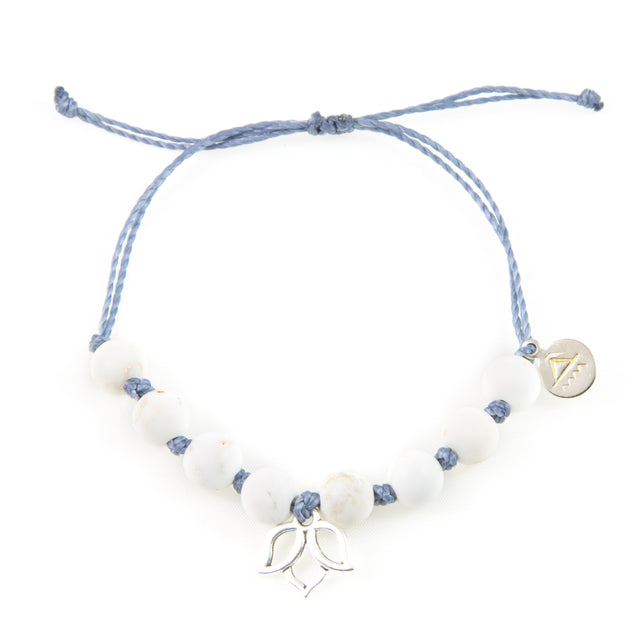 Denim & White Turquoise Lotus Flower Bracelet in Silver