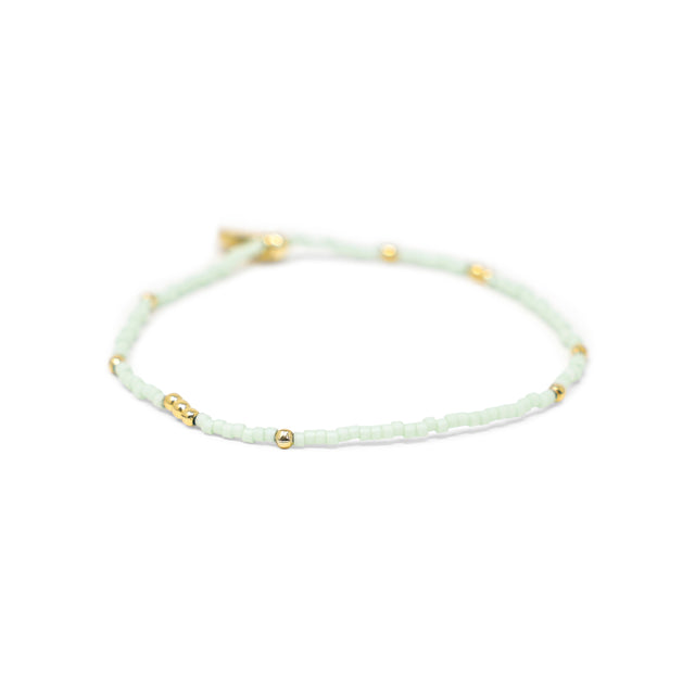 Sparkling Seas Cucumber & Gold Stretch Bracelet