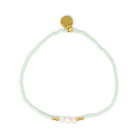 Cucumber Pearla & Gold Stretch Bracelet