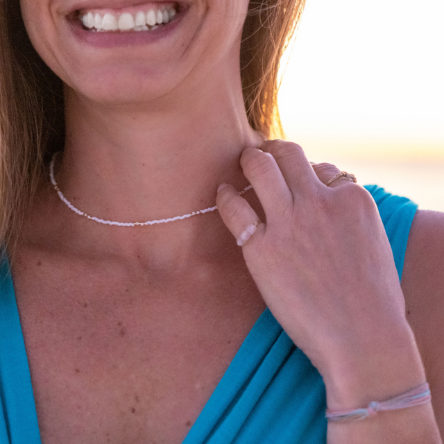 White & Sparkle Gold Simple Statement Necklace